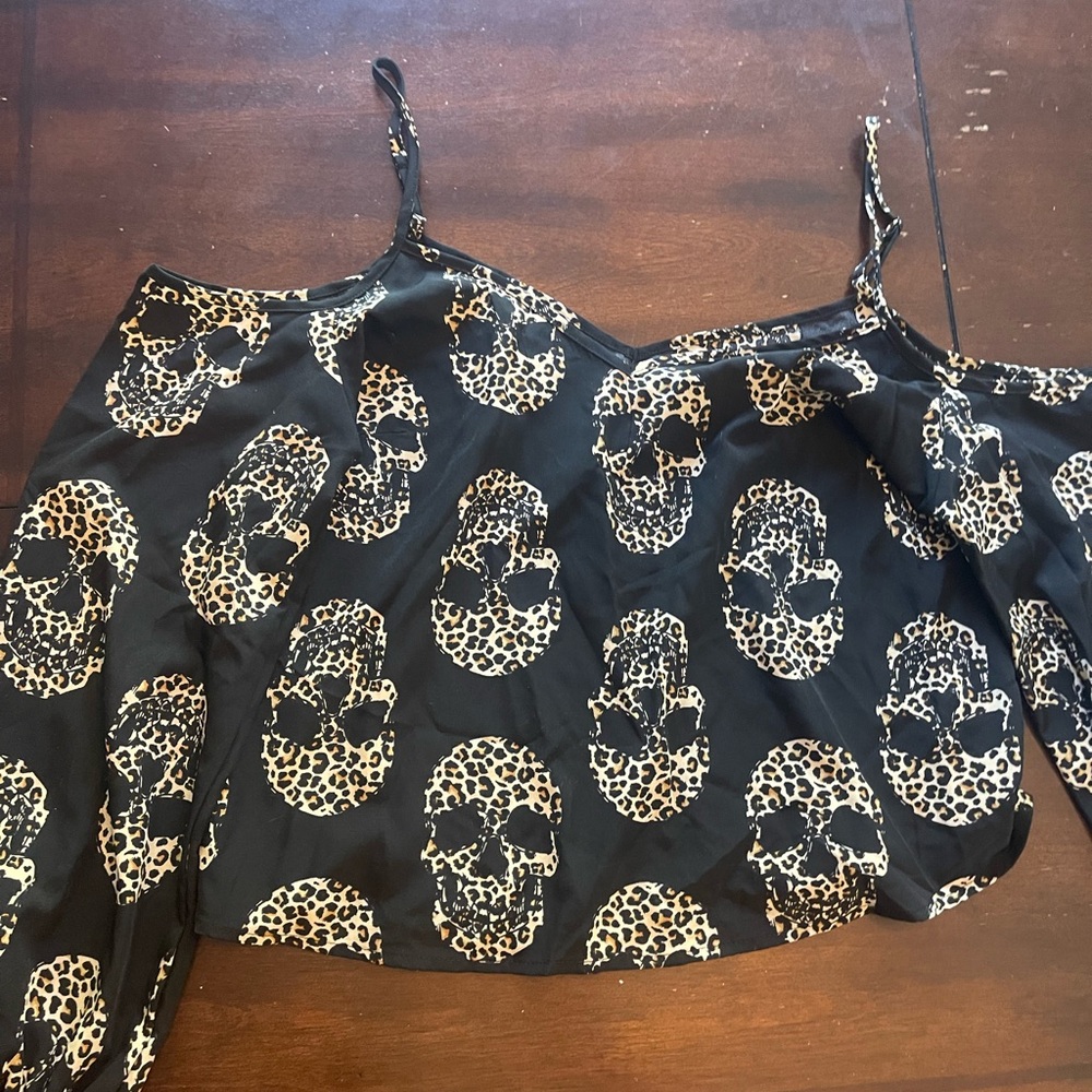 Skull blouse